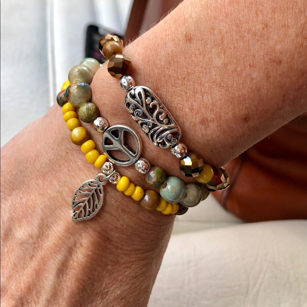 Bracelets - Picture 2 of 3